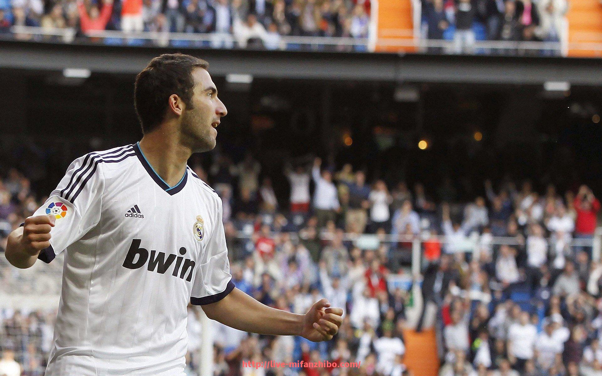 秘饭直播-世俱杯赛场气氛营造技巧及观众互动体验